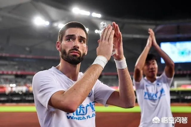 大连一方门将爆料卡拉斯科归队消极怠工，训练中一动不动，你怎么看？