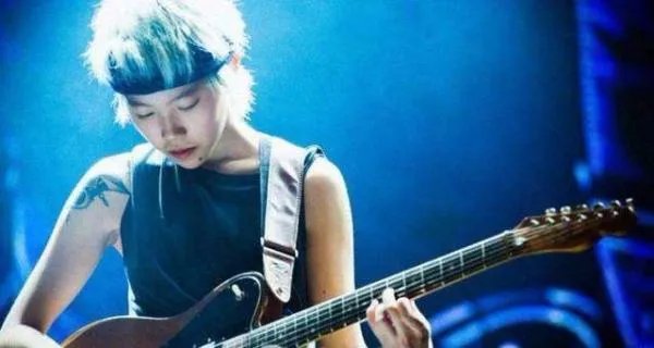 被称为音乐鬼才的窦靖童，在音乐上有些什么成就？