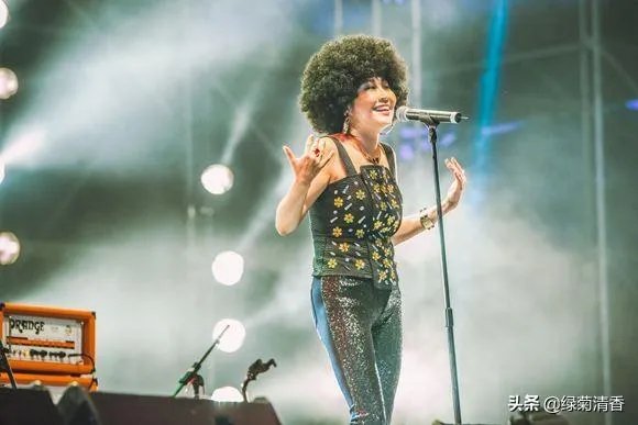 你还记得张蔷吗？还记得蔷姐唱过的那些歌吗？