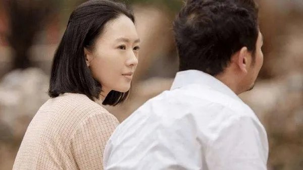 《大江大河》中宋运萍怎么死的，为什么雷东宝很快就二婚了，难道他对宋运萍不是真心的吗？