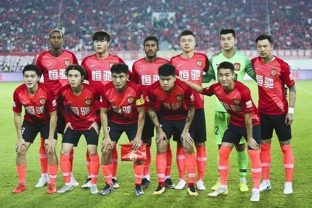 恒大2-0击败上海上港积分反超国安,上海上港此场怎么会错失这个机会?大家怎么看？