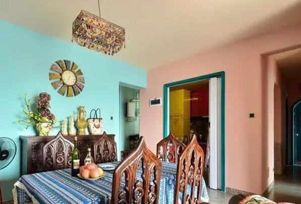 波西米亚装修风格比飘逸的长裙来的更美丽