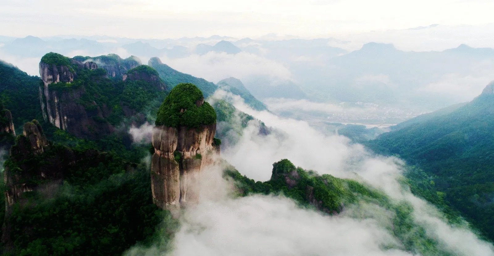 我想去旅行，有建议的吗？