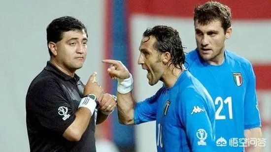 冬奥短道速滑男子1000米预赛，中国选手韩天宇、任子威连遭争议判罚被淘汰，你怎么看？