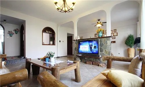 电视墙隔断效果图欣赏  巧用隔断缔造实用电视墙