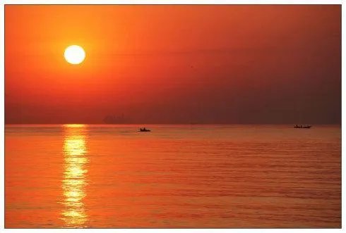 为什么是“东山再起”，而不是“西山”或“南山”？