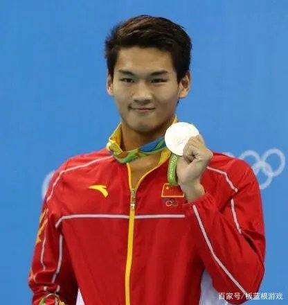 我国的游泳冠军都有谁？
