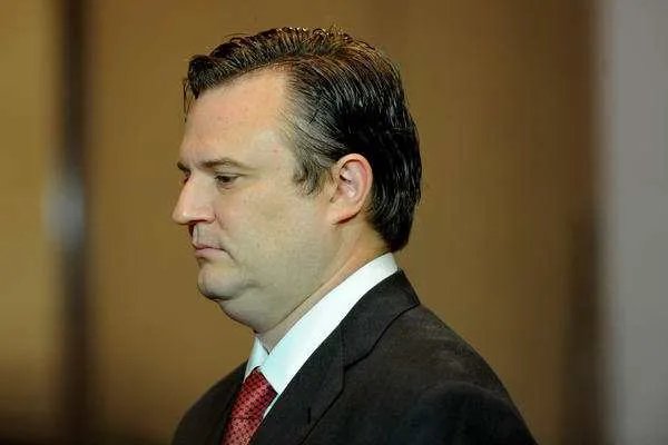 火箭队总经理莫雷辞职引发热议，是被动的还是主动的？