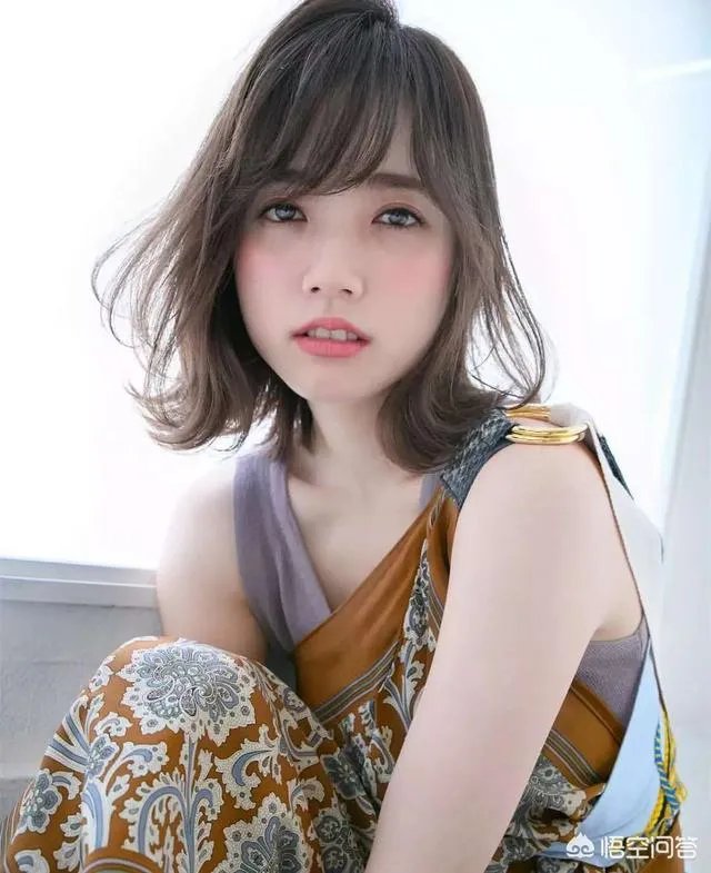 辛芷蕾的爆款发型好吗？大家怎么看？