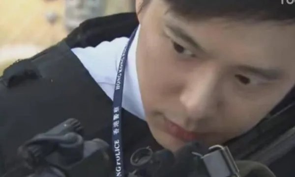 饰演反派被赞的邓健泓，现实中的情史是怎样的？