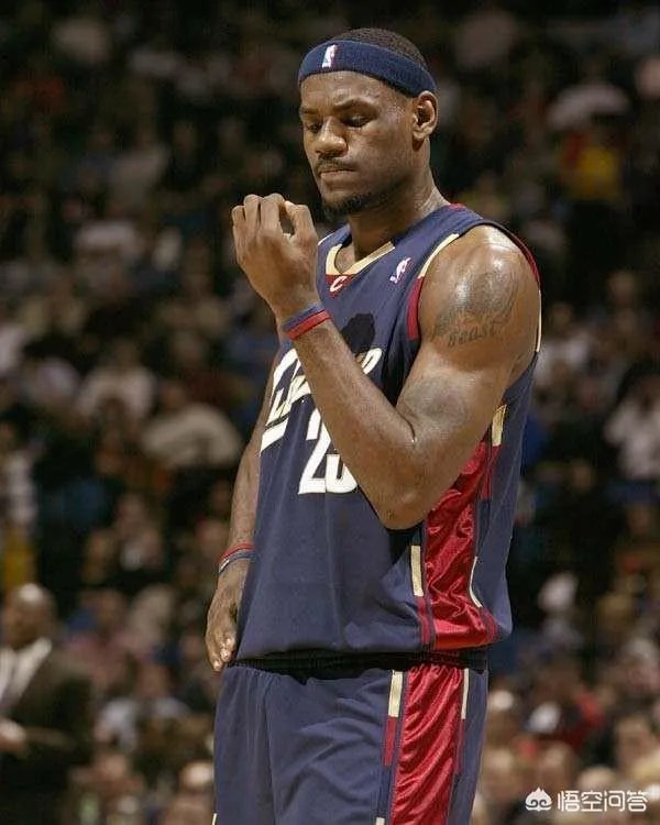 NBA历史上有哪些堪称经典的乌龙球？