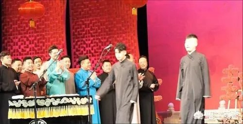 德云社2019大封箱演员的出场顺序有什么讲究吗？