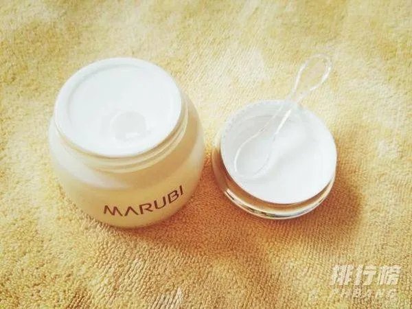 丸美眼霜哪款最好用_好用的丸美眼霜系列推荐