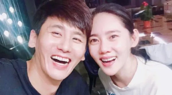 秋瓷炫和于晓光这段跨国恋有哪些打动人的小细节？