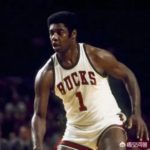 请问NBA里面三双排行榜，老詹现在排第几？