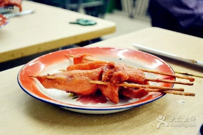 【设计快讯】同学，交了卷子才能吃饭！希望小学堂。做了不起的80后！