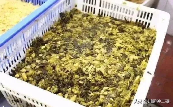 酸菜鱼到底是属于哪里的一道菜，有的说是四川，而有的说是湖南？有什么历史？