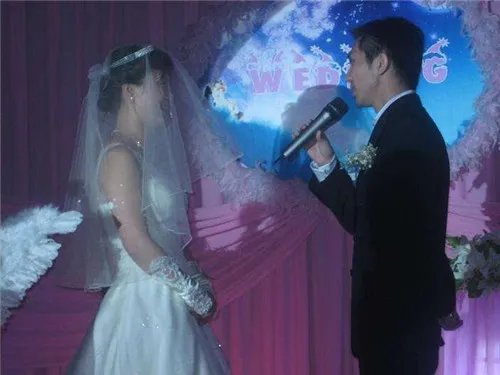 结婚唱什么歌给老婆 结婚唱歌送老婆的音乐推荐