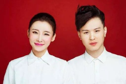 请问《完美关系》中董小鹏的扮演者是谁？