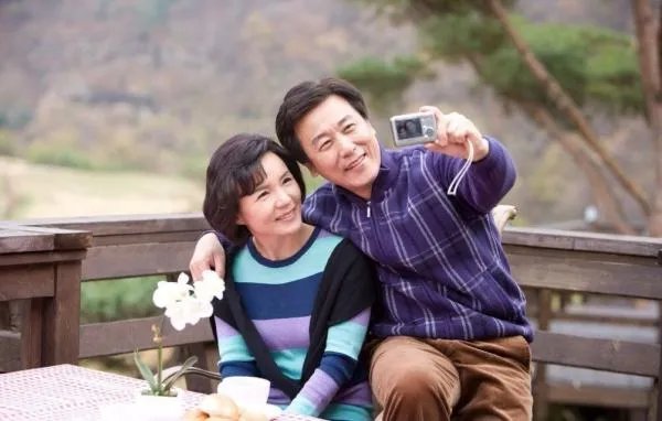 为什么养宠物费用比人贵