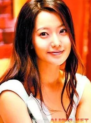 姚晨顺利产子 细数那些勇敢顺产的明星妈妈