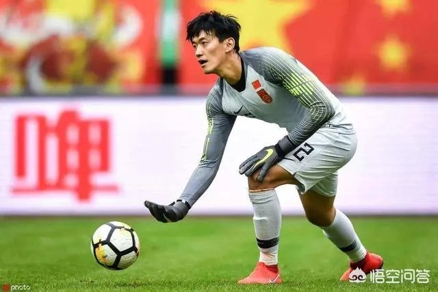 恒大2-0击败上海上港积分反超国安,上海上港此场怎么会错失这个机会?大家怎么看？