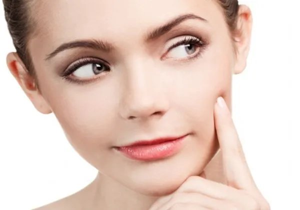 怎样快速去除眼部皱纹 去除眼部皱纹的方法