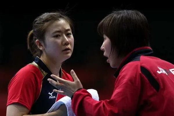 为何与同时期的张怡宁早就退役，而福原爱依然战斗在一线？