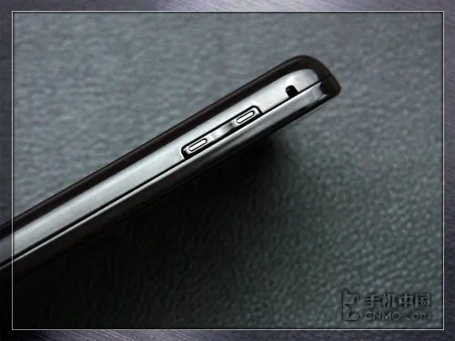 触控/影音全升级 三星WM旗舰i8000评测