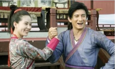 吴奇隆参加真人秀：网友齐呼带诗诗一起探险