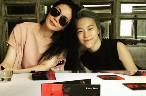 被称为音乐鬼才的窦靖童，在音乐上有些什么成就？