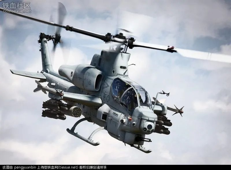 AH-1眼镜蛇攻击直升机的衍生型号