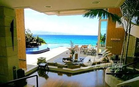 罗纳尔多超豪华的海边别墅