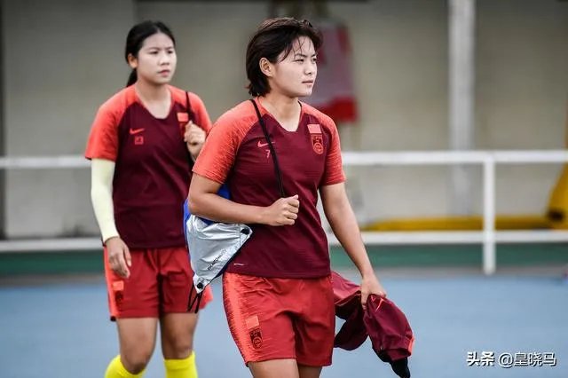 如何看待2019年东亚杯-中国女足0-3日本，岩渕真奈戴帽李影唐佳丽失单刀？