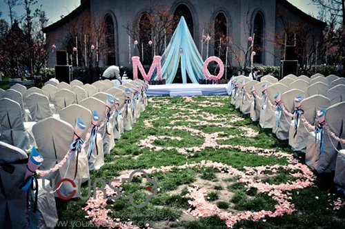 室外婚礼现场布置效果图 户外婚礼怎样布置更有特色