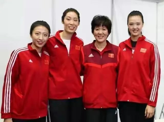 中国女排首秀迎战土耳其，你认为战果如何？