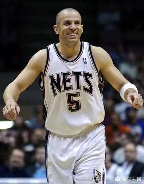 请问NBA里面三双排行榜，老詹现在排第几？