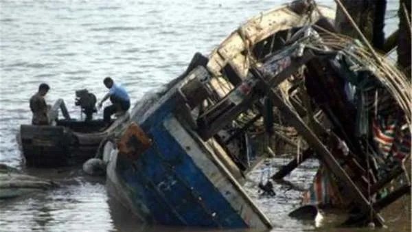 儿子去世，背上60万的债，7旬老人拾荒还钱，人不走账不走，后来呢？