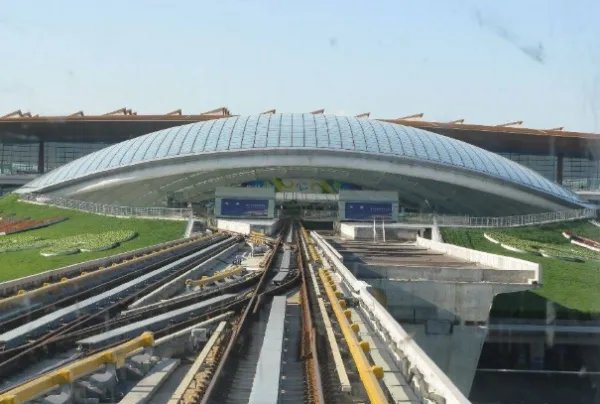 北京机场快轨运营时间