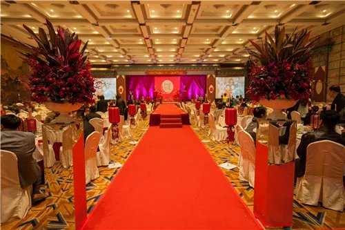 中式婚礼和西式婚礼的区别是什么