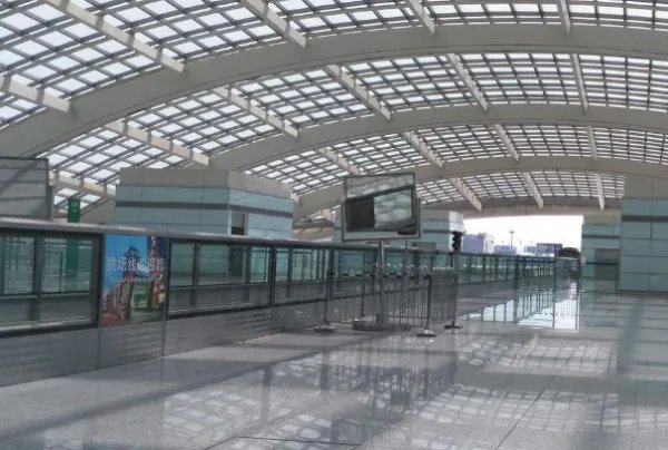 北京机场快轨运营时间