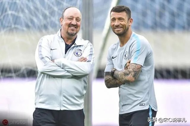 崔康熙结束了中超的梦幻之旅，贝尼特斯来了，大连一方能消停吗？