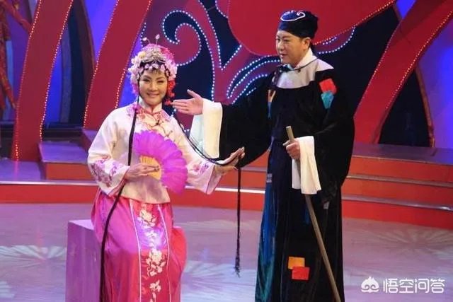 在东北，什么地方能看见正宗的东北二人转、拉场戏？