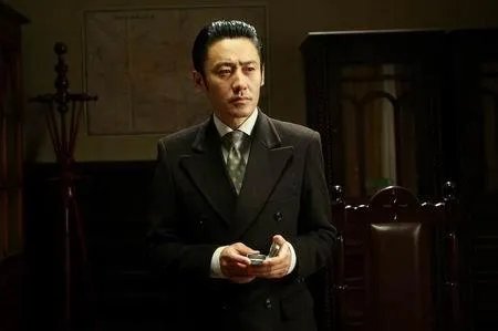 怎么看待吴秀波,大叔真的这么吃香吗?