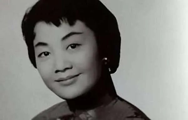 ”上海滩七大歌后“歌手姚莉去世，她在音乐界有过哪些辉煌成就？