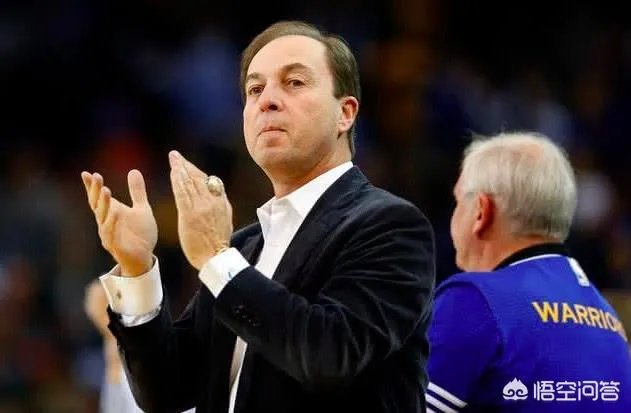 勇士被31分逆转，6犯离场杜兰特在场下一脸迷茫，今夏成为自由球员的他会加盟快船吗？