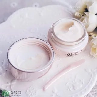 悦薇和盼丽风姿哪个好？资生堂悦薇和盼丽风姿对比