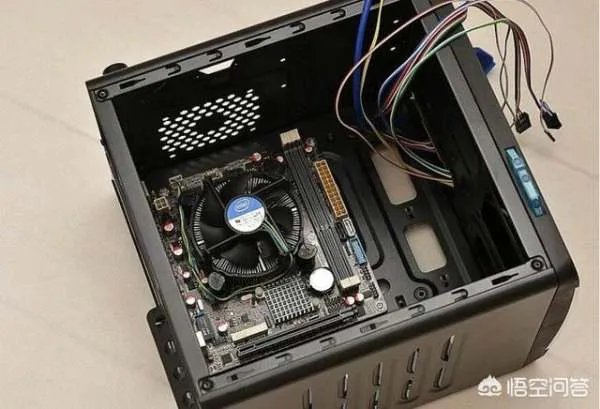 为什么机箱越小，价格越贵？