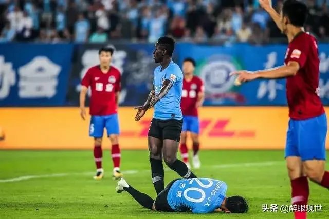 崔康熙结束了中超的梦幻之旅，贝尼特斯来了，大连一方能消停吗？