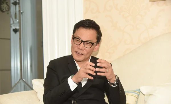 当当网李国庆俞渝夫妻反目,是什么原因导致同室操戈?